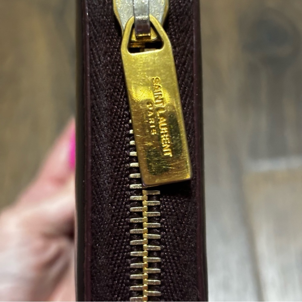 Saint Laurent Leather Continental
Wallet - Burgundy Wallet - Picture 12 of 16